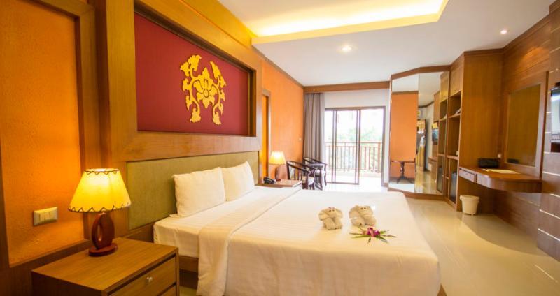 Shanaya Beach Resort & Spa Пхукет Экстерьер фото